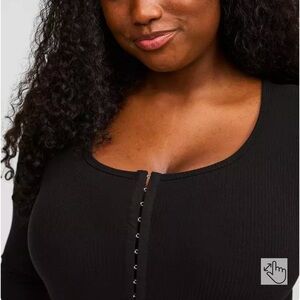 Super Soft Rib Scoop Neck Hook and Eye Long Sleeve Top